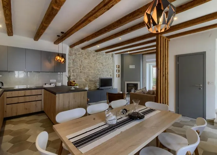 Willa Stone Parentium With Private Pool In Porec