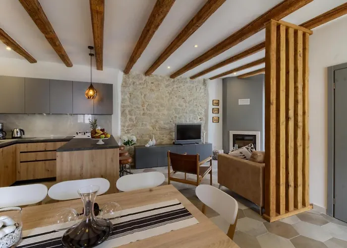 Stone Parentium With Private Pool In Porec Willa *