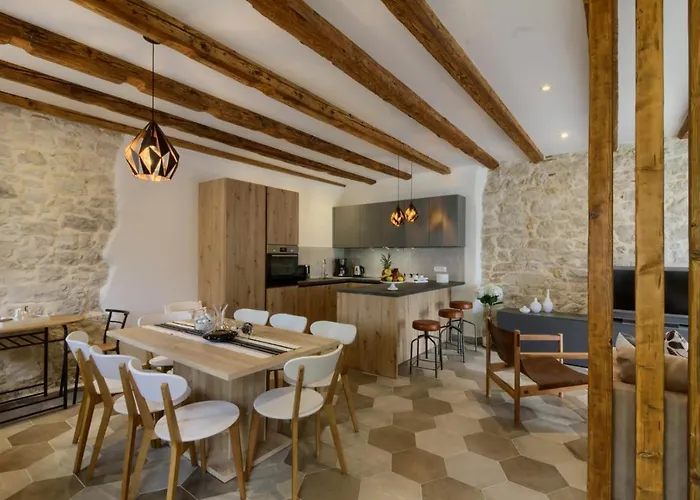 Stone Parentium With Private Pool In Porec