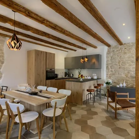 Stone Parentium With Private Pool In Porec